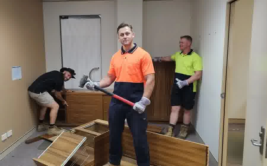 Dump Runners Team